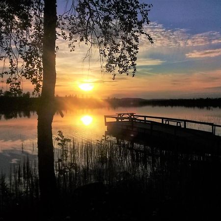 Sam Arctic Hotell Overtornea Exteriör bild